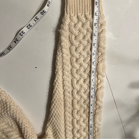 Iris Crafts 100 Merino Wool V-Neck  BeigeSweater Button Cable Knit w/Pockets S J - Picture 11 of 11